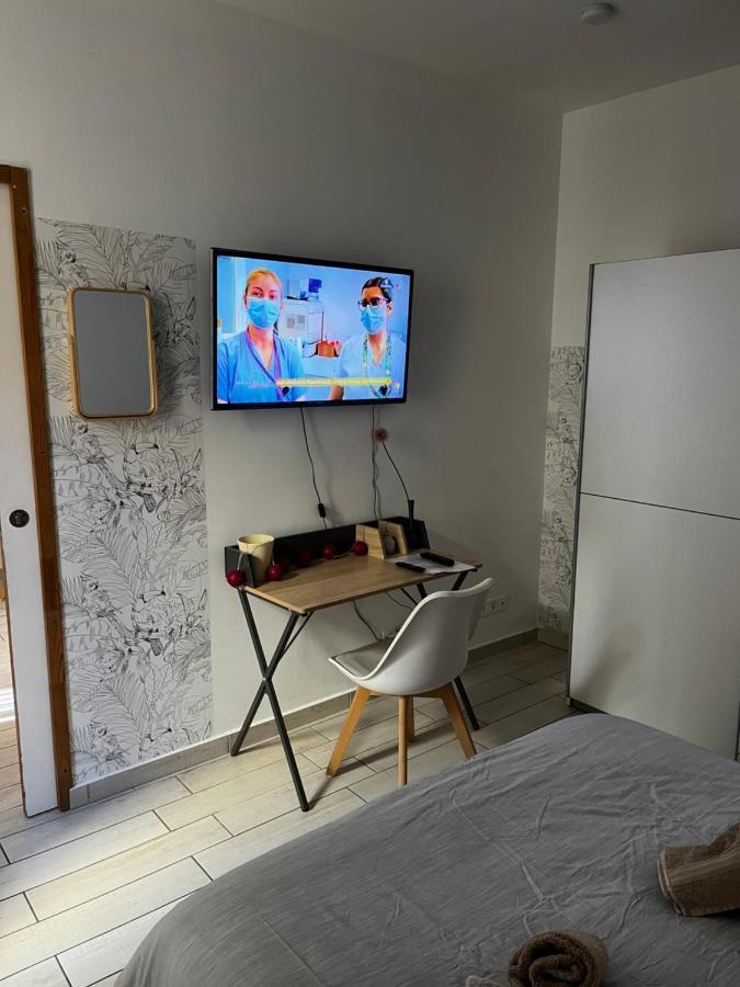 Joli Appartement Hypercentre T2 Avec Parking Gratuit Beziers Exterior photo